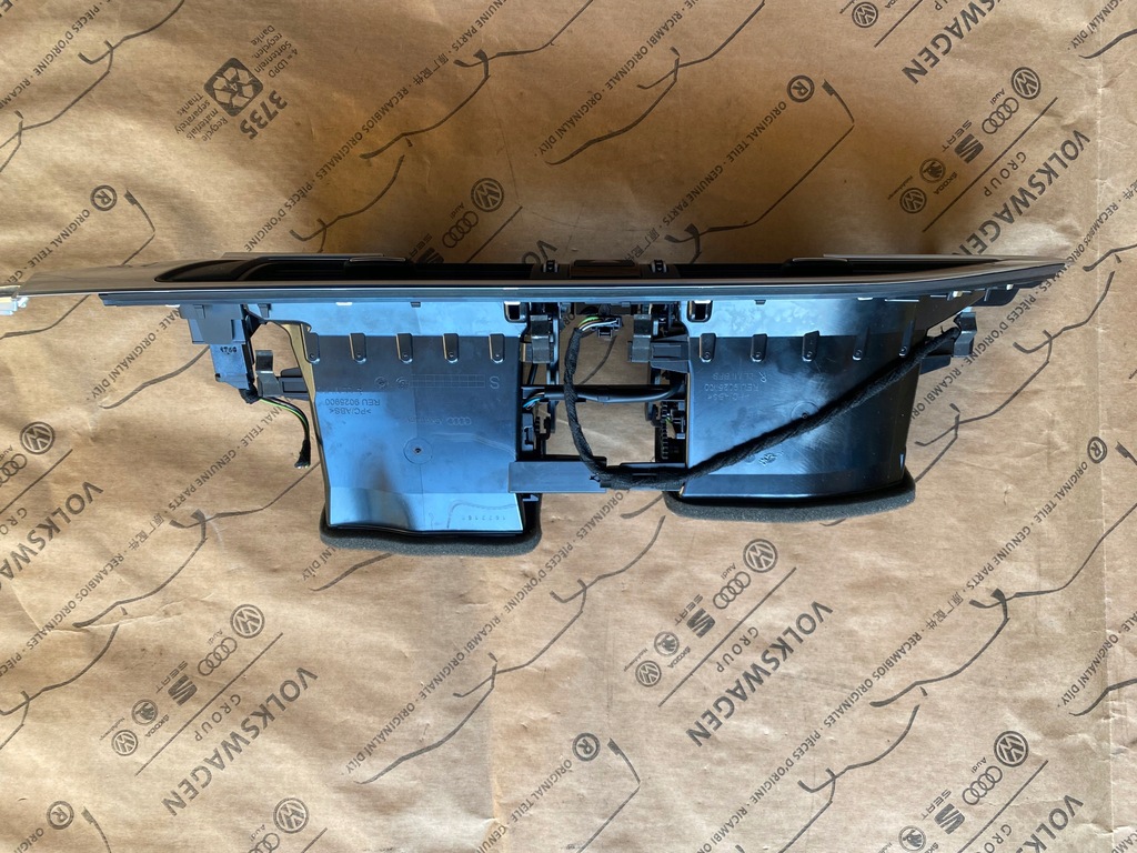 фото №10, Решётка обдув средняя audi a6 c7 4g lift 4g1820951j аварийная idealna 30km