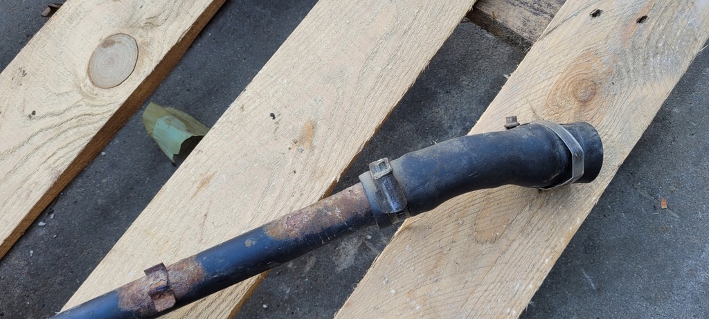 фото №11, Jeep wrangler jk заливна горловина трубка пального бака bak 52059821ak