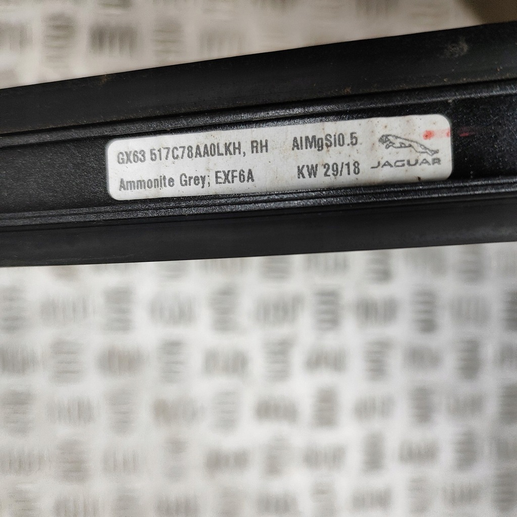 фото №6, Jaguar xf x260 2018 правая сторона молдинг кровельная