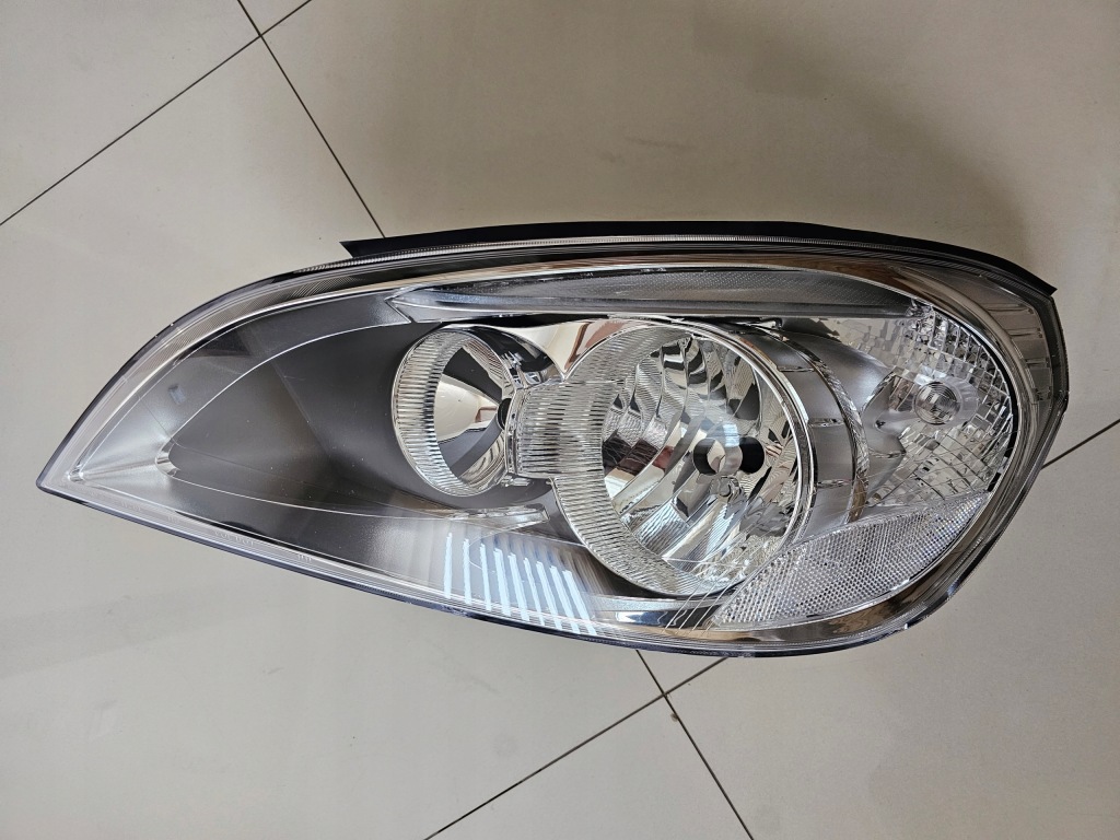 Volvo s60 v60 10- ліхтар фара led лівий новий Ціна
