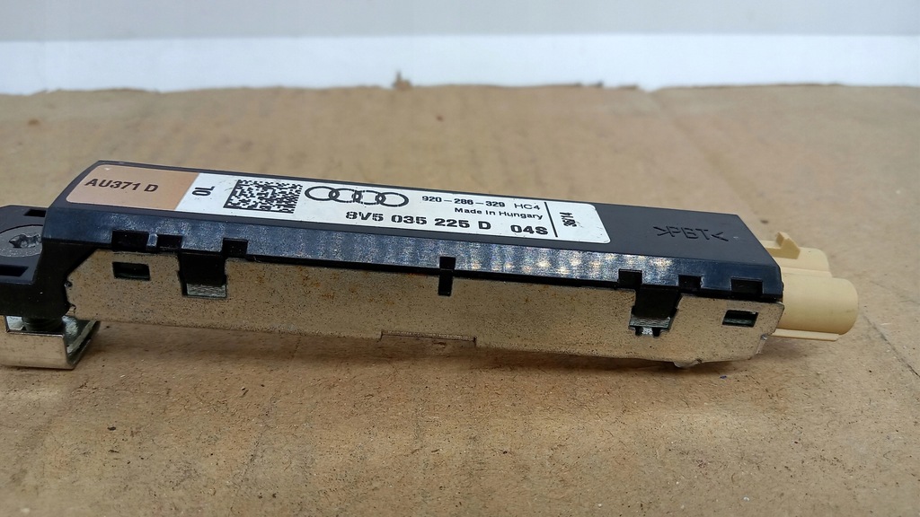 фото №7, Підсилювач антенний радіо audi a3 s3 8v 8v5035225d