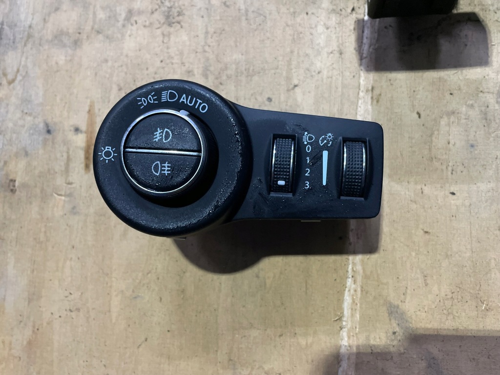 фото №1, Jeep compass iiprzełącznik выключатель света 07357254100