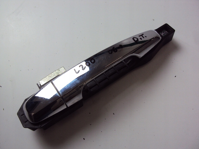 фото №1, Ручка дверь правый задняя mitsubishi l200 06-