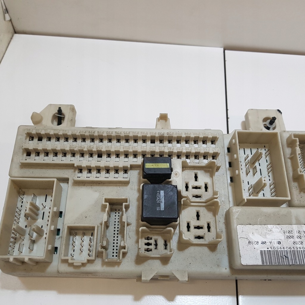 фото №1, Коробка запобіжників ford c-max