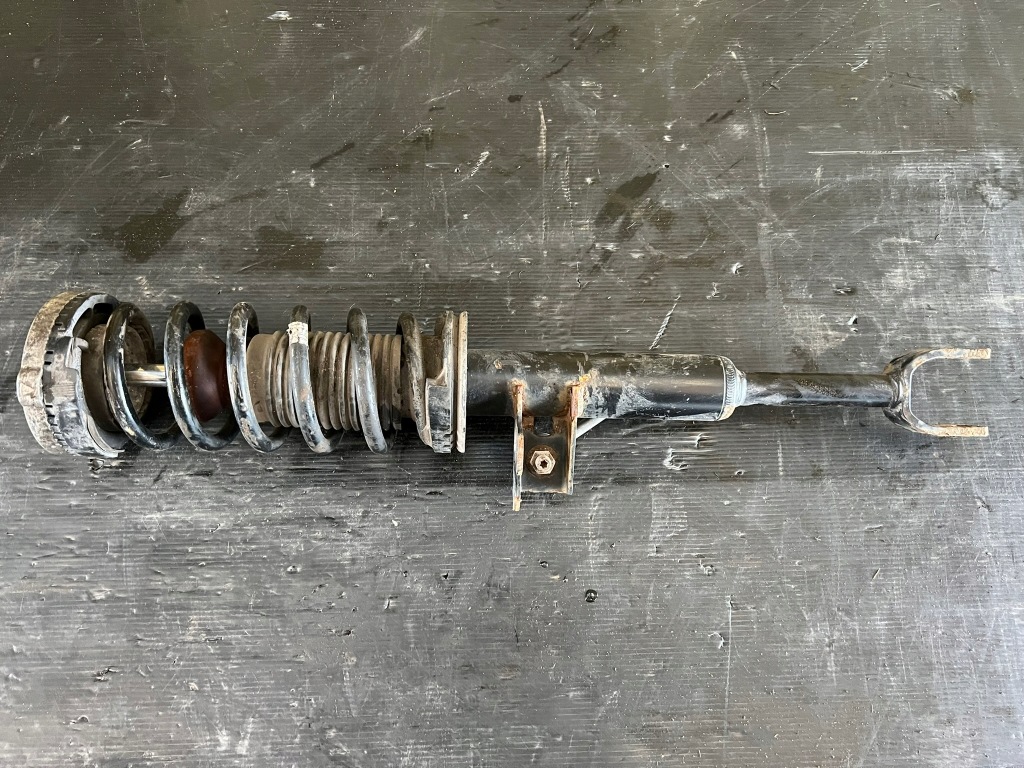 Купити Амортизатор лівий перед bmw f10 314874