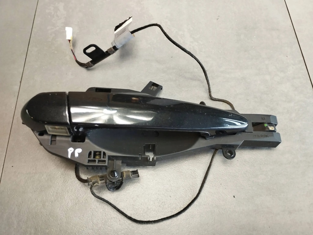 фото №1, Bmw x6 e71 ручка правая перед keyless led 475