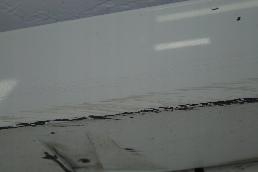 фото №8, Молдинг порог накладка левая audi r8 420 06- ly9c