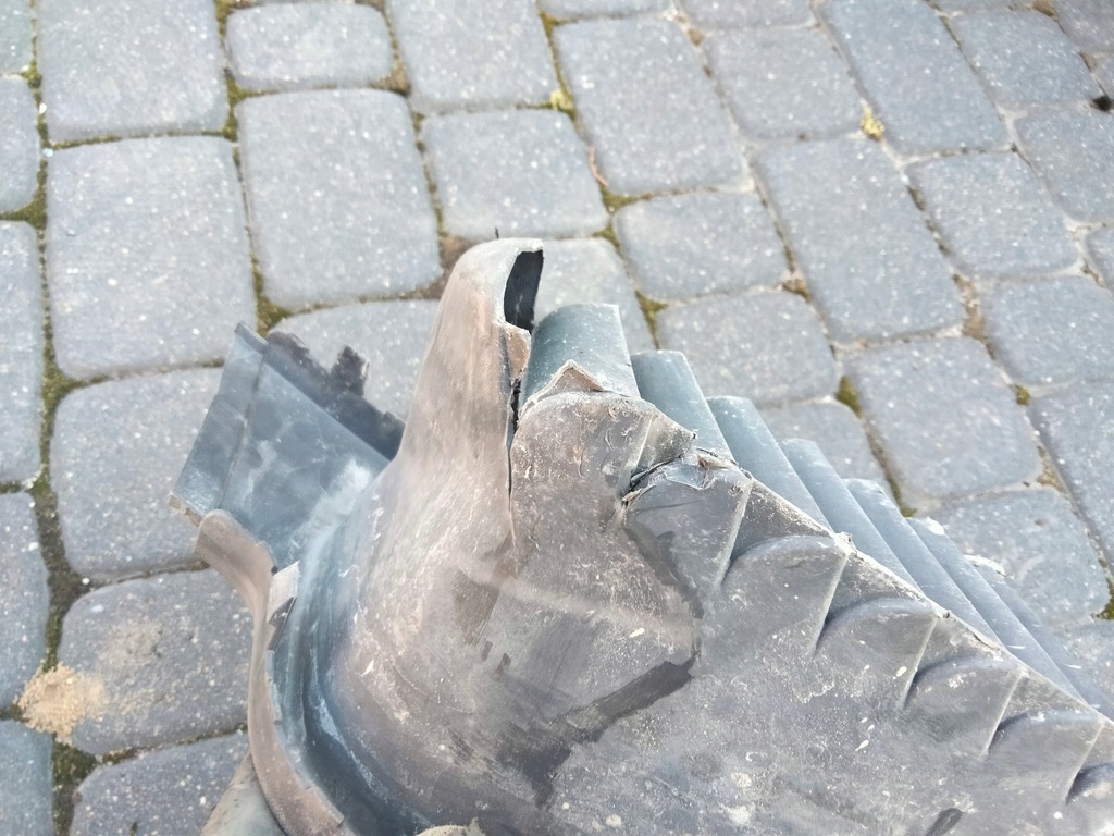 фото №9, Volkswagen оригинальный номер 7h0807719 решётка вентиляционная, бампер