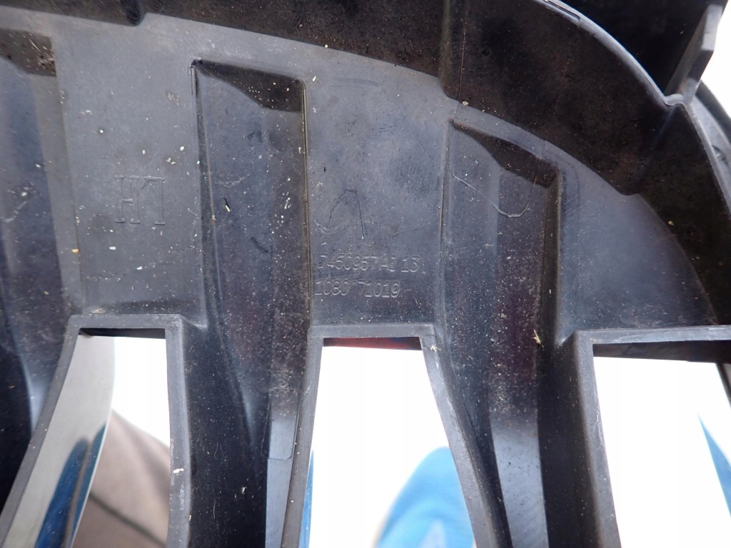 фото №10, Bmw 1 f40 19- решётка радиатора решётка радиатора