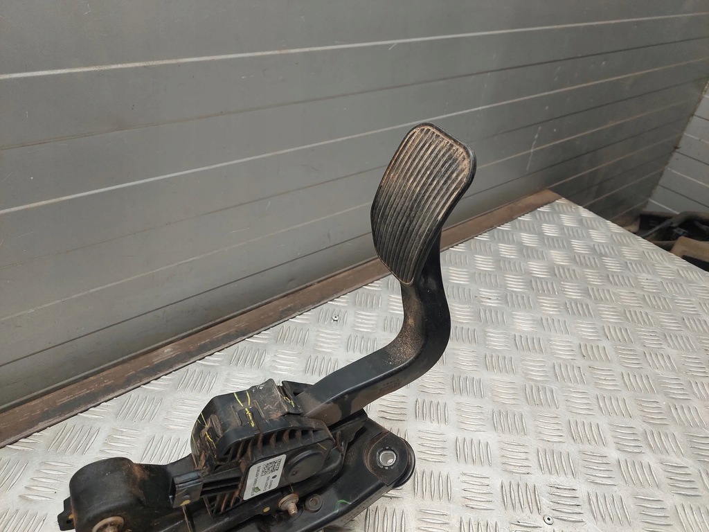 фото №6, Ford f150 fl349f836cd перед сторона левая педали