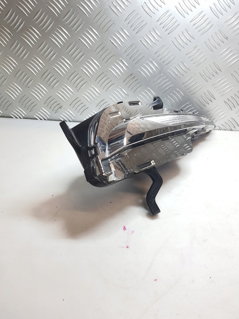 фото №11, Лампа противотуманная фара правый peugeot 308 lift t9 21279402