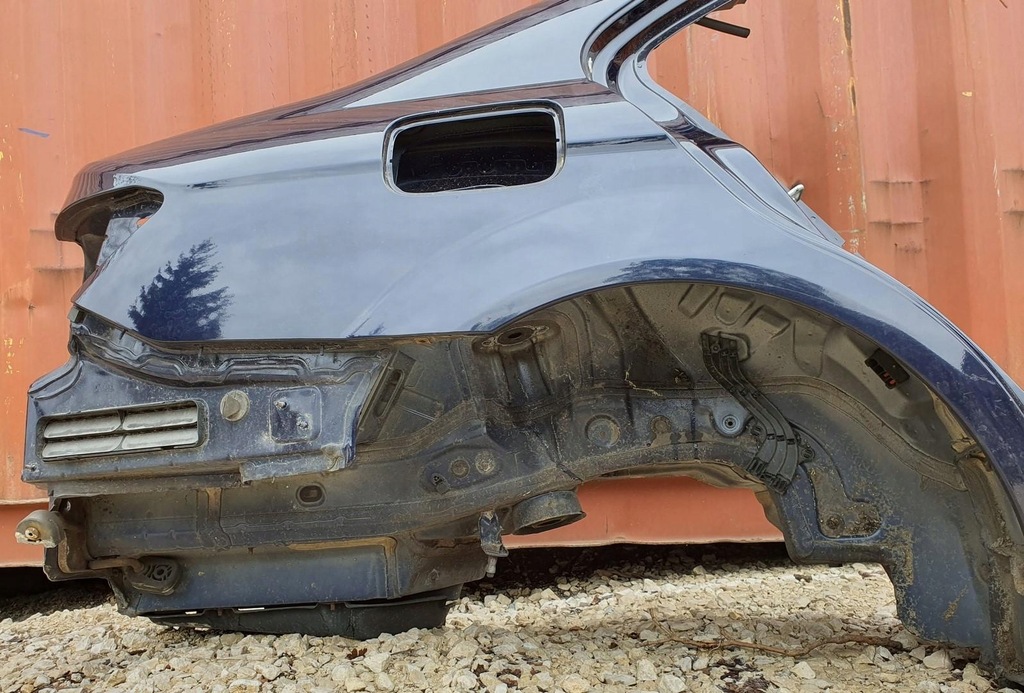 фото №5, Четверть крыло правый задняя mercedes w204