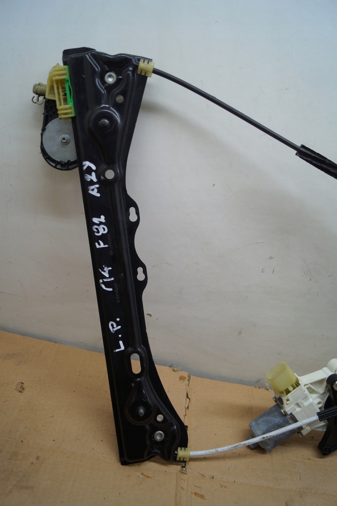 фото №7, Механизм подъемник стекло перед левый bmw 4 f32 f82