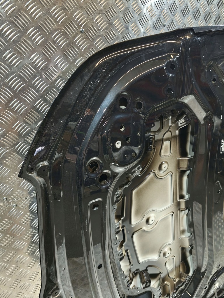 фото №9, Bmw u11 x1 капот крышка двигателя czarna