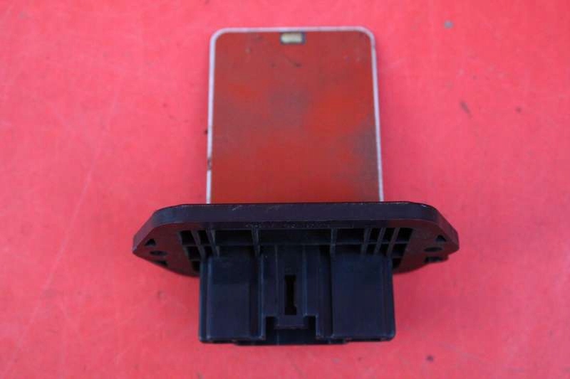 фото №6, Резистор обдув резистор резистор hb151d651 8222e62 mazda 2 ii de 07-10