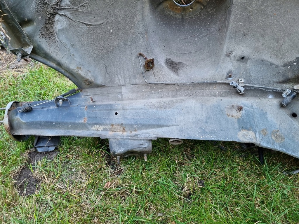 фото №10, Чверть підкрилок лонжерон ліва bmw e36 sedan kombi compact