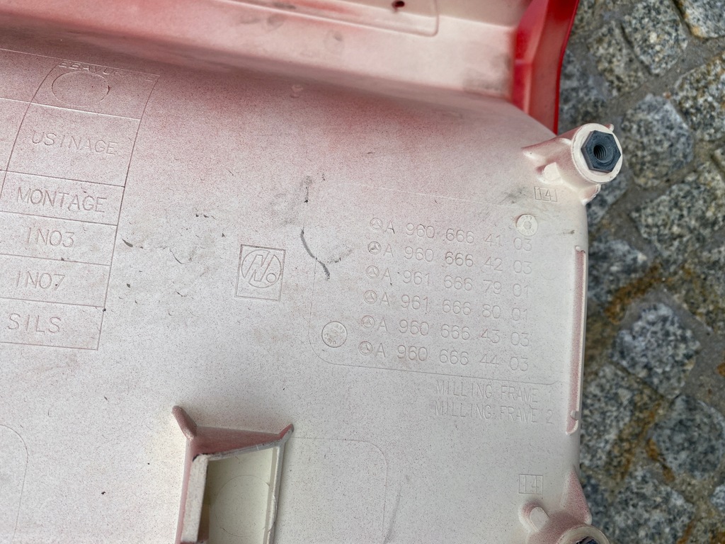 фото №14, Mercedes actros mp4 960 961 подножка подножка левый 9606664603 9616664502