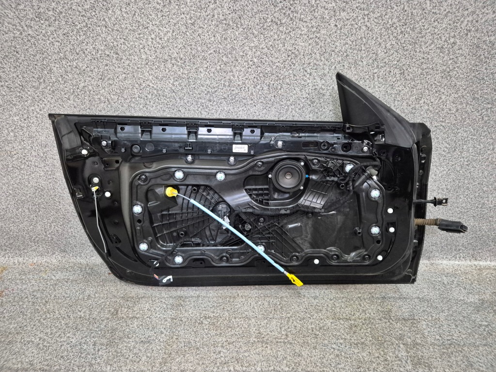 Дверь левая перед левая bmw 4 g22 g23 m4 g82 g83 475 черный sapphire Цена