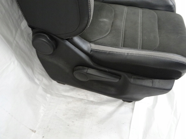 фото №13, Citroen ds4 lift ds4 crossback сиденья заднее сиденье ремни клипсы alcantara идеальное состояние