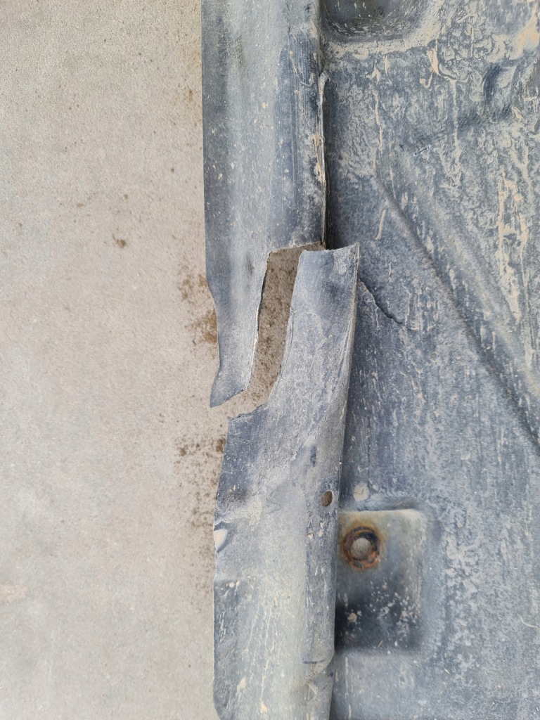 Накладка підвіска vw t5 7h0825210e Київ