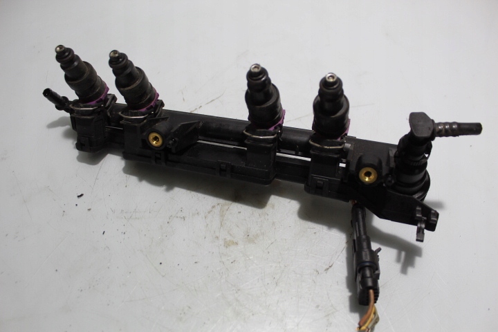 фото №2, Молдинг упорскування renault clio ii 1.1