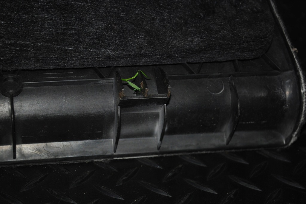 фото №8, Audi a6 c6 крышка обивка багажника 4f9863879h