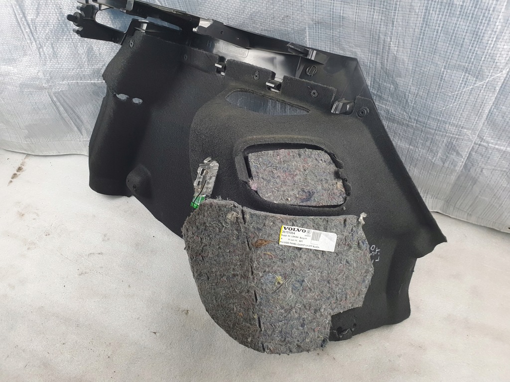 фото №6, Volvo c30 оббивка обшивка багажника лівий