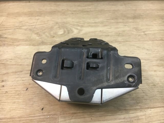 фото №5, Volvo xc60 замок крышки багажника 31484237