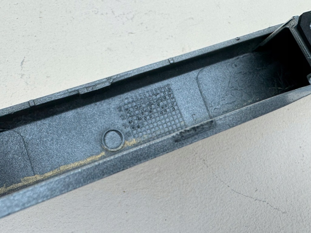 фото №14, Land rover evoque i 1 l538 11r- молдинг подсветка номерного знака регистрационный