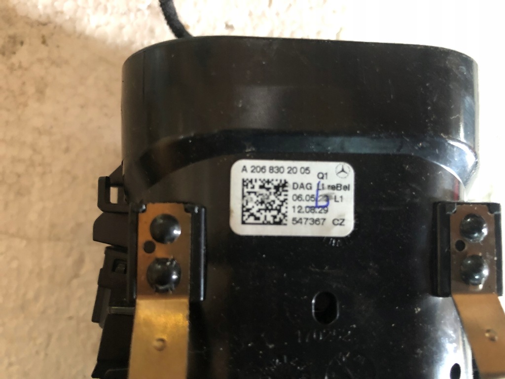 фото №4, Mercedes w206 решётка обдув ambiente 2068302005