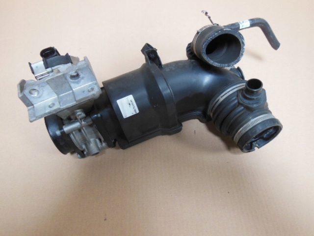 фото №2, Дроссельная заслонка труба alfa romeo stelvio 2.2d