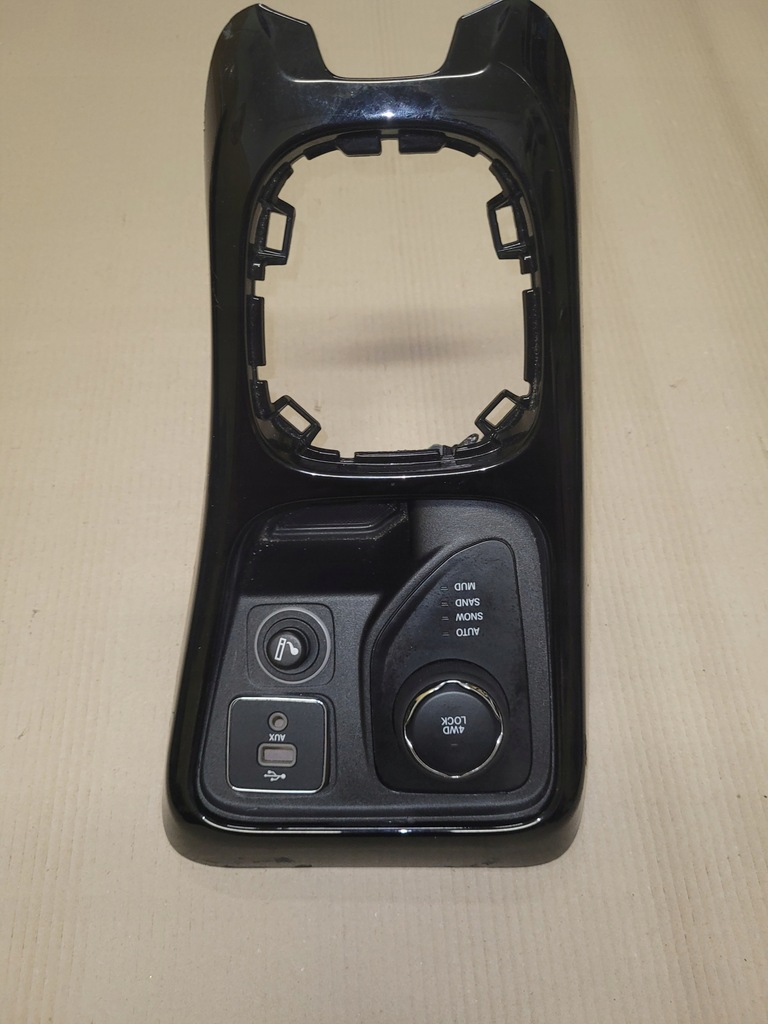 фото №1, Jeep compass ii панель переключатель рамка