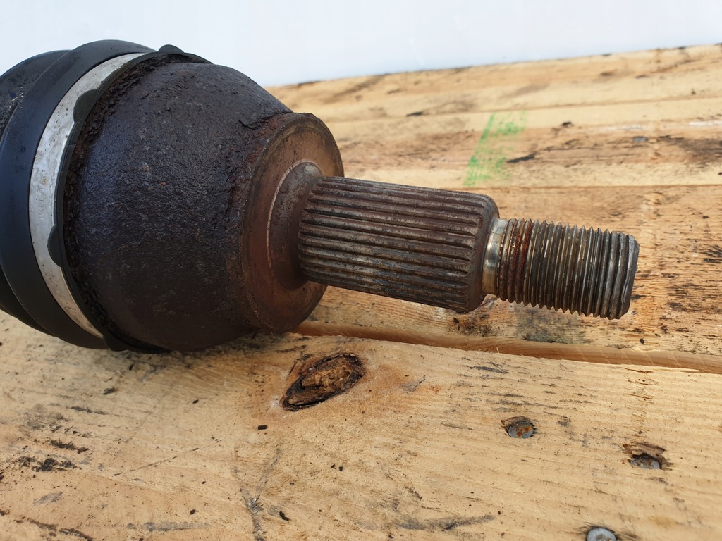 фото №15, Range rover ii l494 3.0 d задняя приводной вал półośka задняя