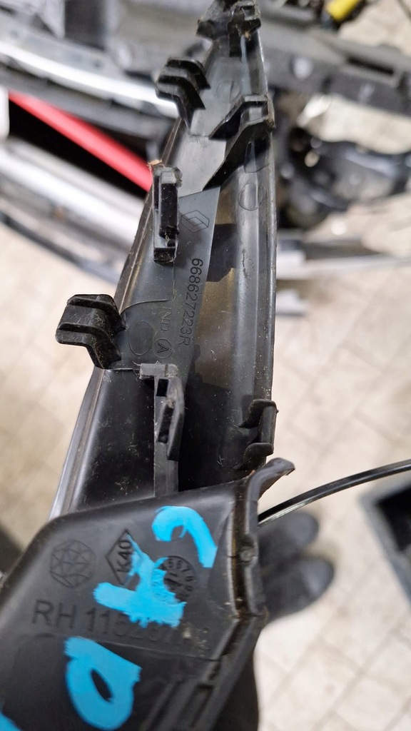 фото №12, Уголок жабо renault captur ii 668632084r 668627223r