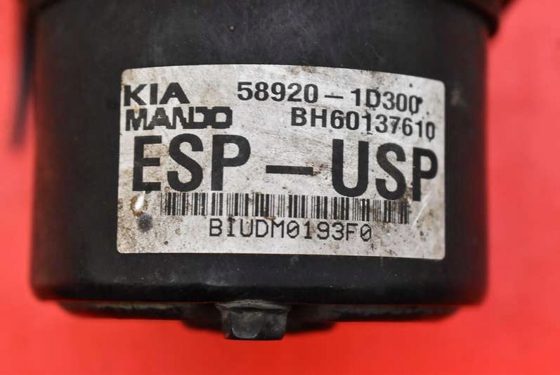 фото №8, Насос abs 58920-1d300 kia carens 3 iii 2.0 16v 07r