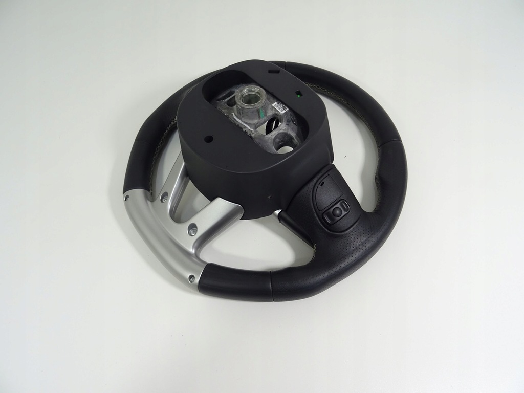 фото №10, 2015 challenger 6.4 srt 6.2 hellcat механическая коробка передач воздуховод с подогревом кожаный