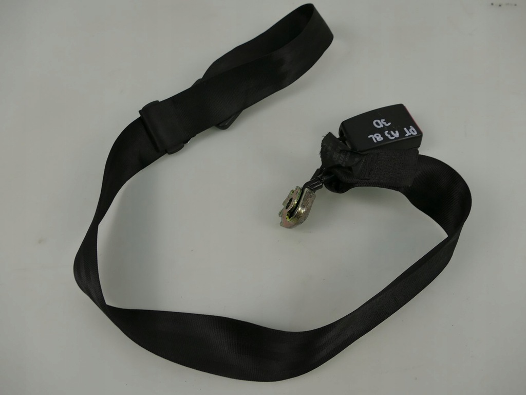 фото №1, Audi a3 8l 3-дверь клипса поперечина середина задняя