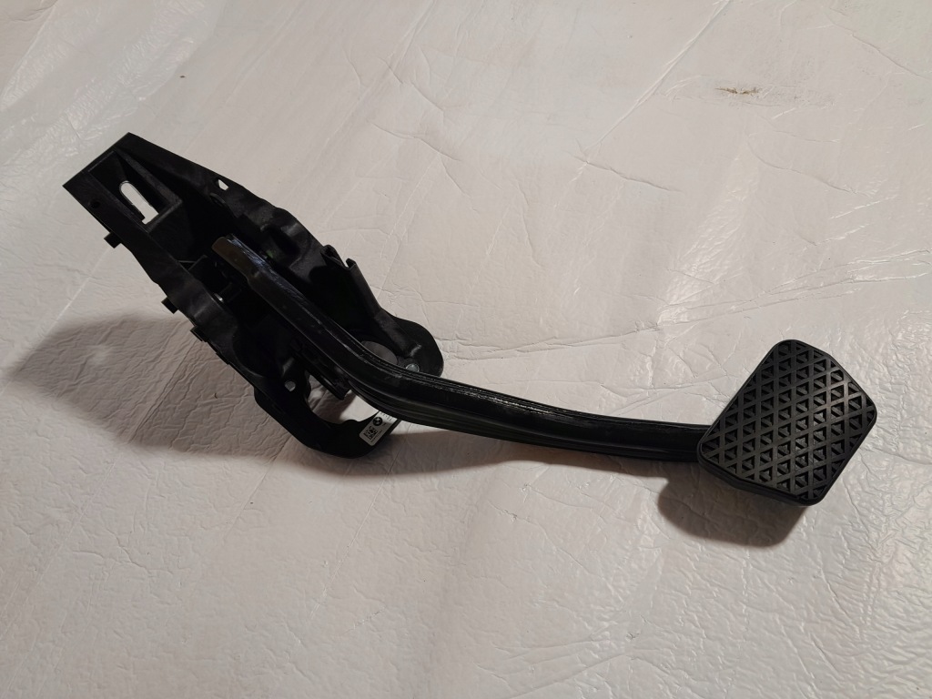 фото №1, Bmw x7 g07 40i педаль тормоза тормоз 6873112