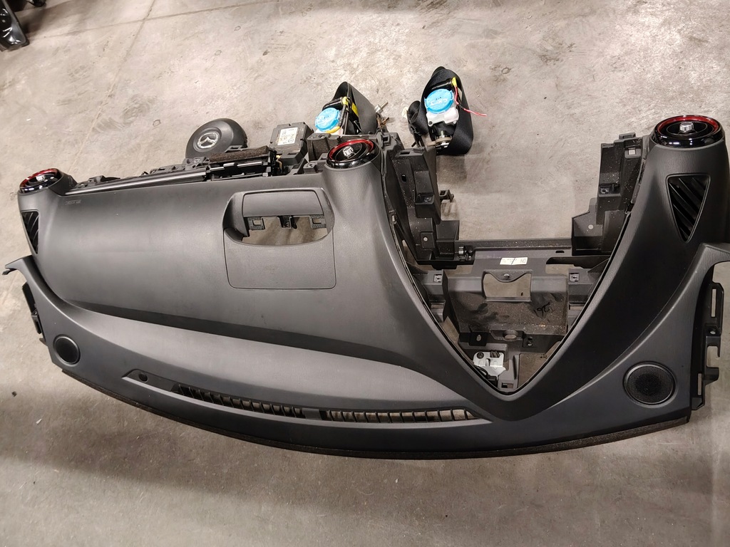 фото №6, Mazda cx-3 cx3 консоль панель приладів подушки безпеки ремені оригінал демонтаж 14-18