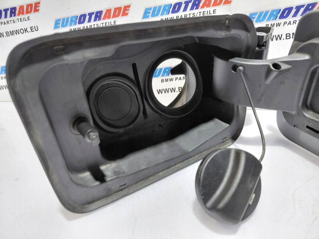 Bmw x5 g05 f95 lci защита заливной топлива бензин c4w 7440018 с Разборки