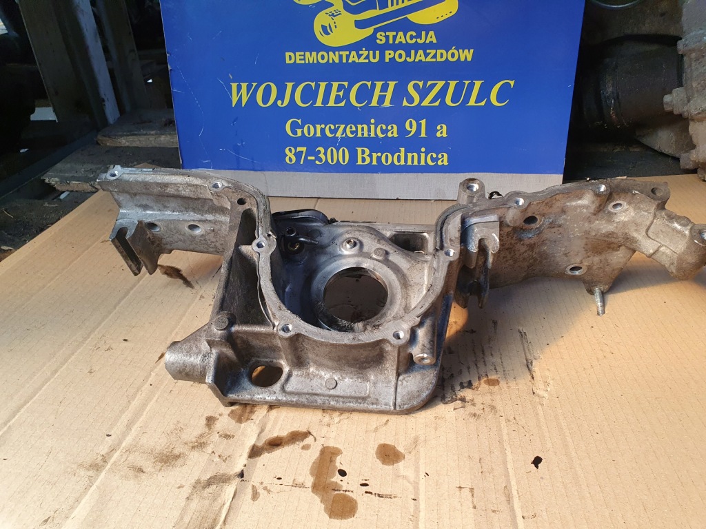 фото №1, Крышка кронштейн насоса впрыска subaru impreza iii 3 xv 2.0d 150km ee20z