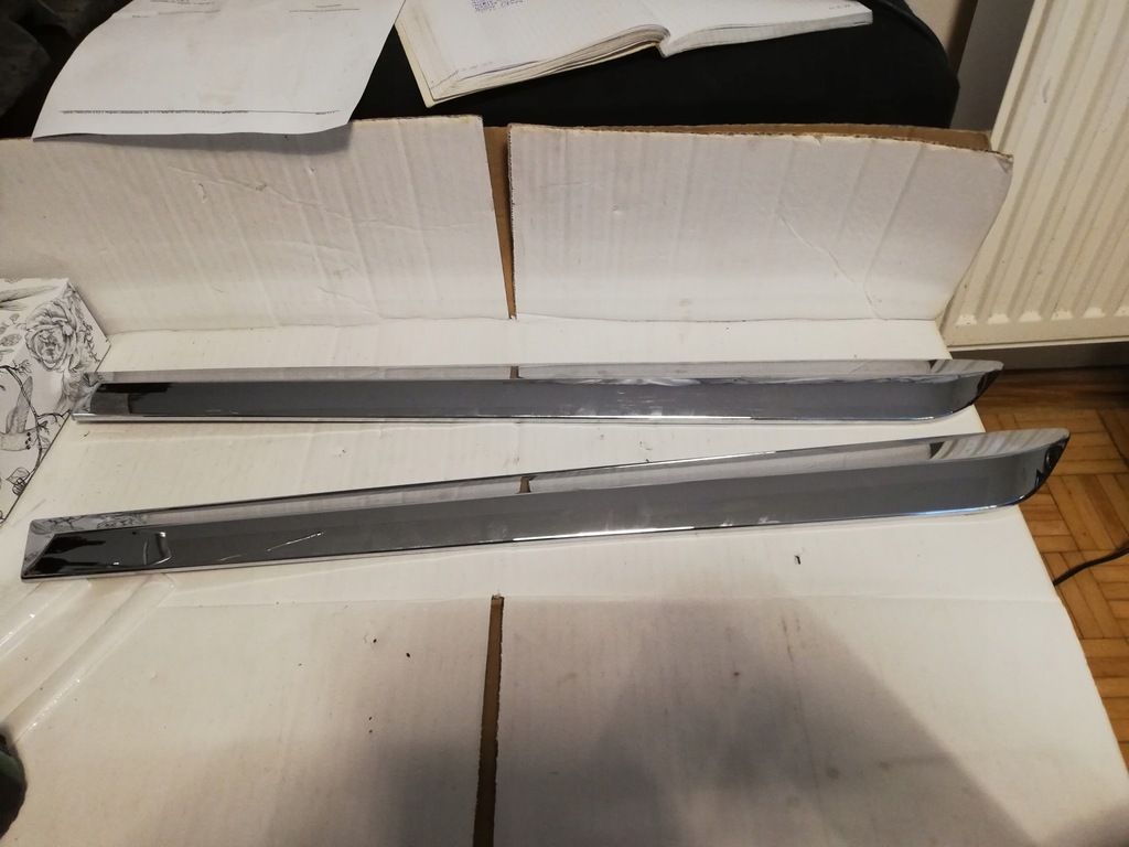 фото №1, Corolla e16 молдинг дверь левый задняя хром pz49u-e9494-04