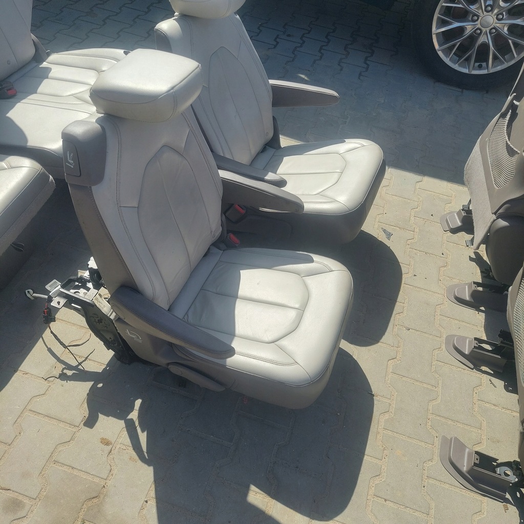фото №16, Chrysler pacifica 2016-2026r комплект сидінь шкіра