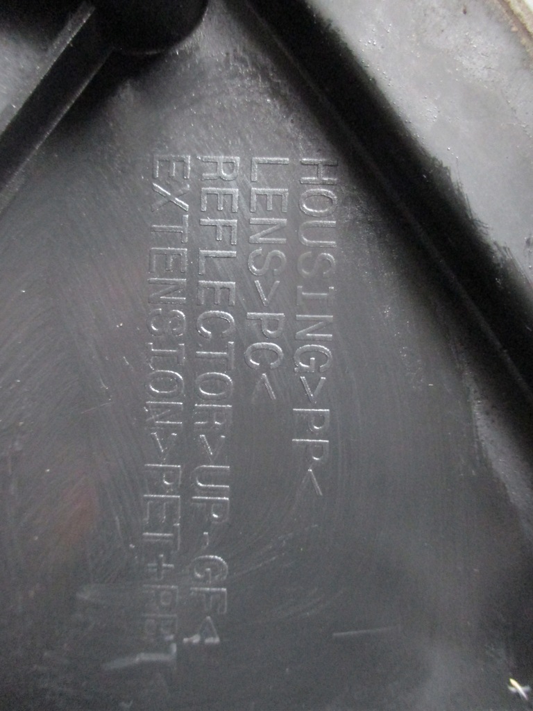 фото №9, Лампа правий перед натягувач mazda 3 03-06r