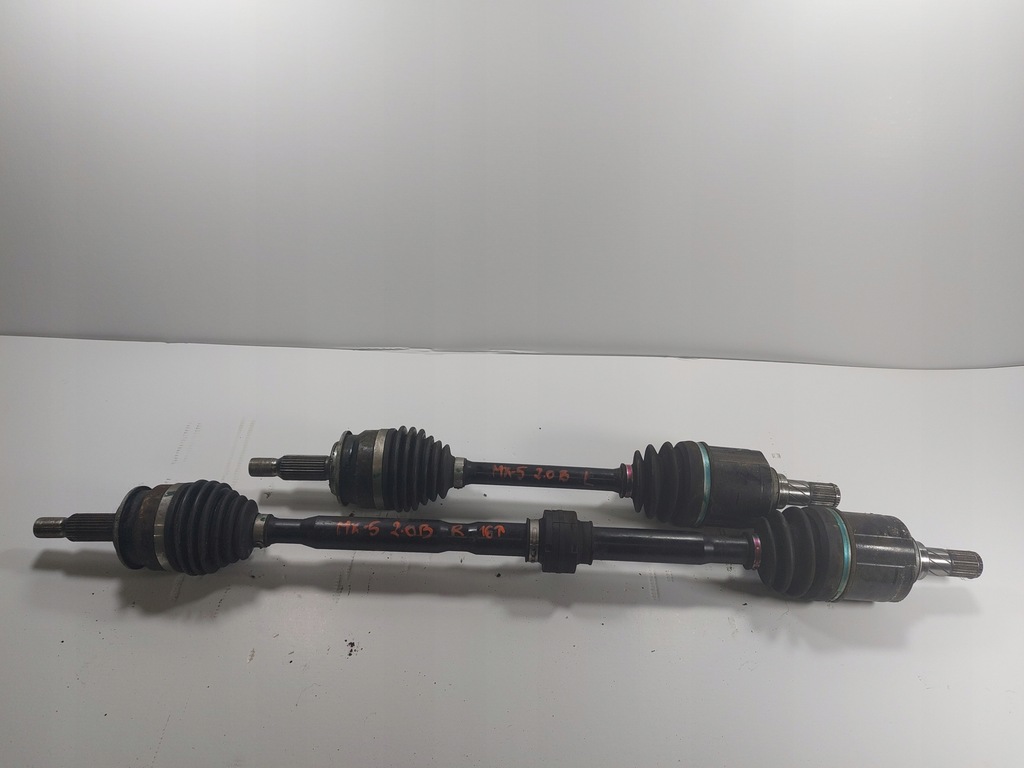 фото №1, Mazda mx-5 права 2.0b 16-