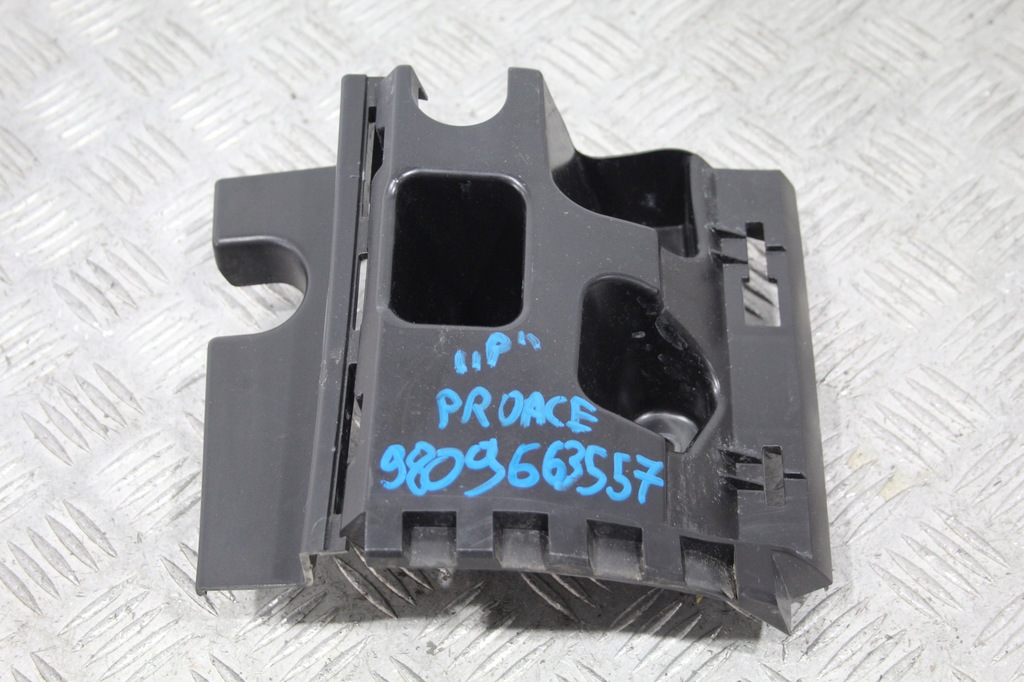 фото №1, Напрямна кронштейн праве toyota proace verso ii 2