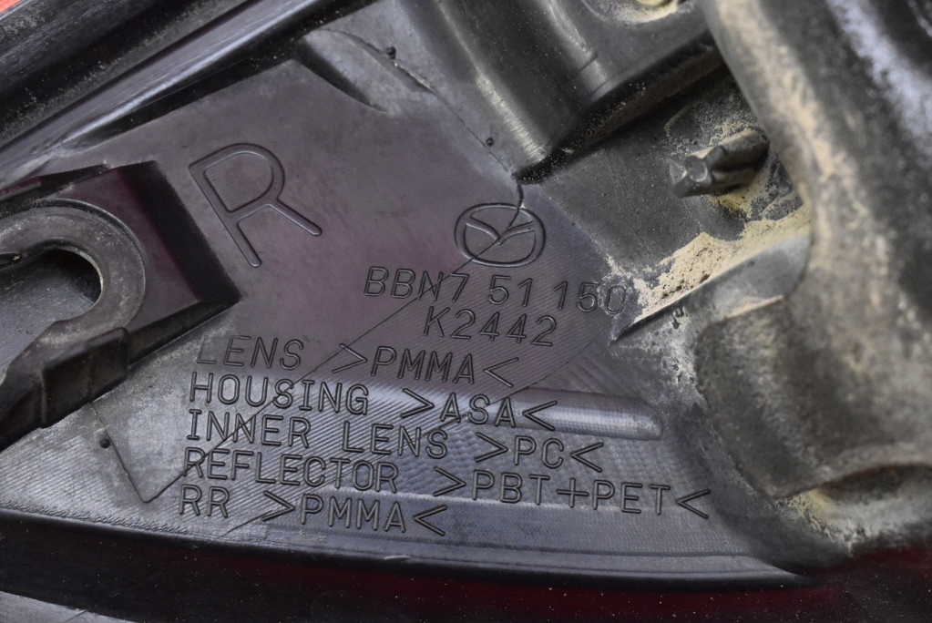 фото №8, Лампа правая задняя задняя bbn751150 mazda 3 2 ii bl 5d hb 09-13