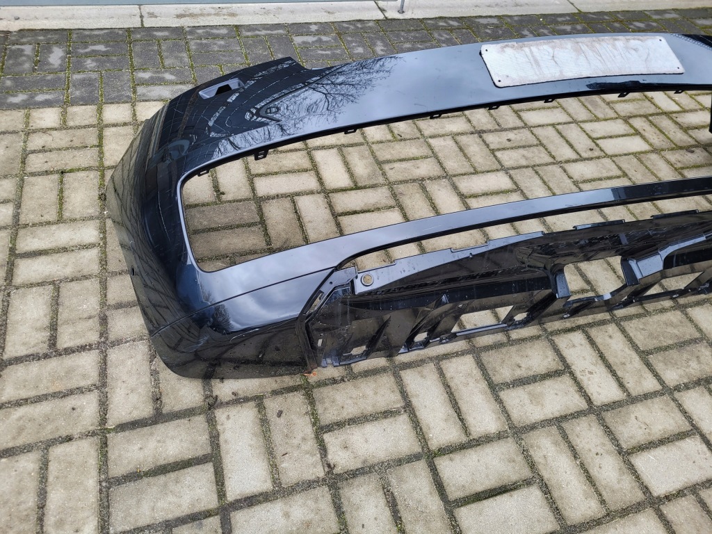 Range rover sport iii - бампер передний, m8e2-17f003-a с Разборки