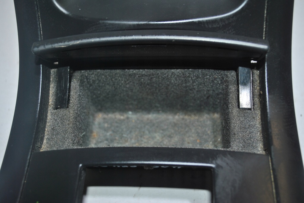 фото №8, Пепельница бардачок citroen c8 9651413477