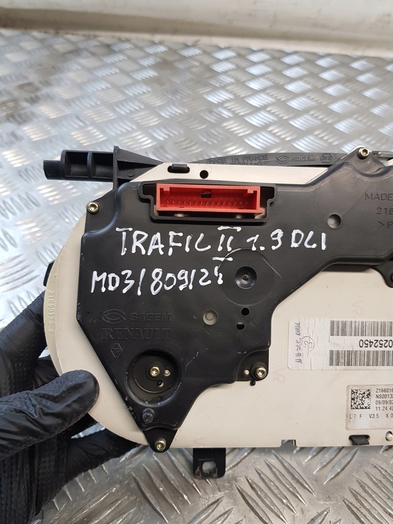 фото №8, Счетчик приборы p8200252450 renault trafic ii 1.9dci europa